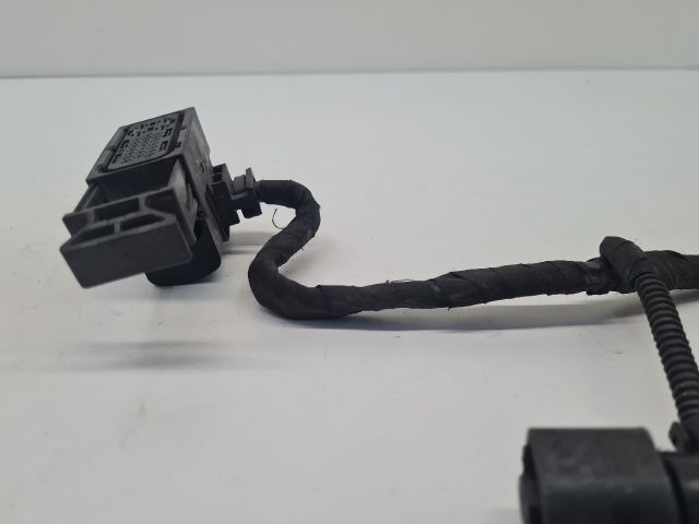 bontott VW GOLF VII Csatlakozó