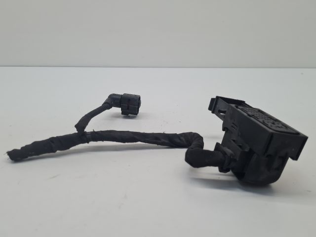 bontott VW GOLF VII Csatlakozó