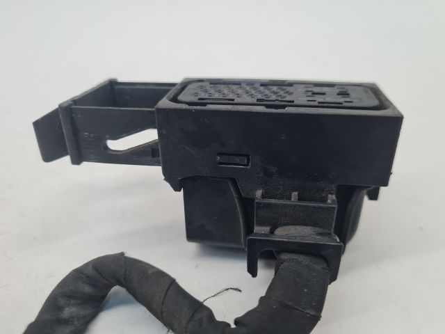 bontott VW GOLF VII Csatlakozó