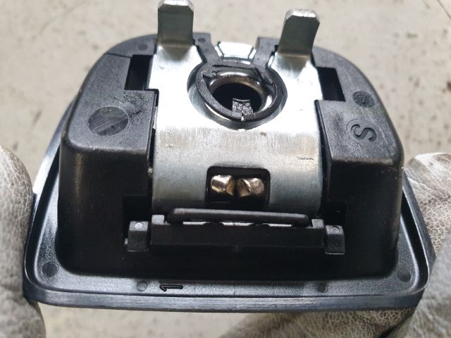 bontott VW GOLF VII Csomagrögzítő