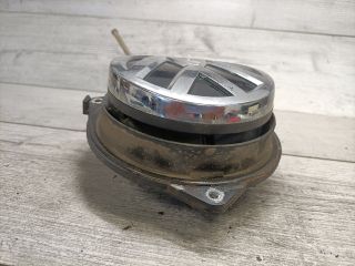 bontott VW GOLF VII Csomagtér Nyitó Kar / Gomb