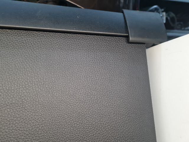 bontott VW GOLF VII Csomagtér Roló