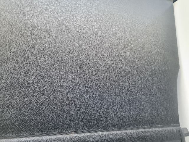 bontott VW GOLF VII Csomagtér Roló