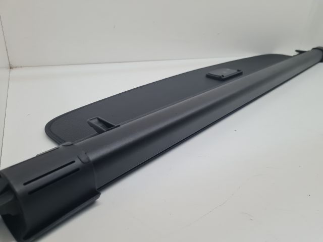 bontott VW GOLF VII Csomagtér Roló