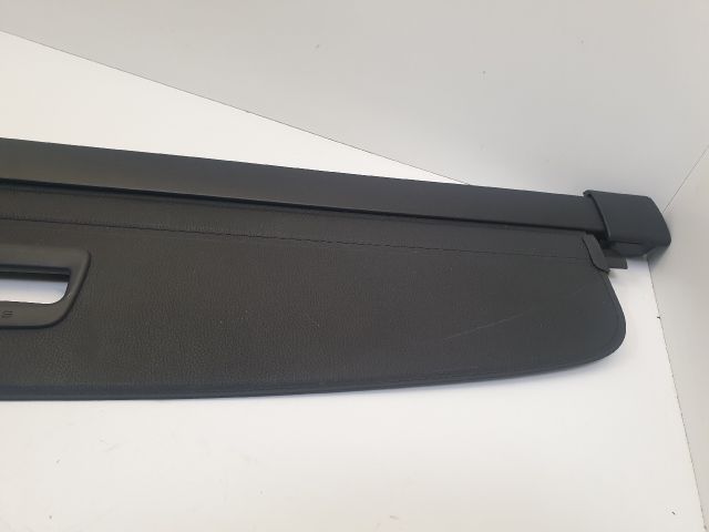 bontott VW GOLF VII Csomagtér Roló