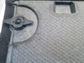 bontott VW GOLF VII Csomagtér Tálca