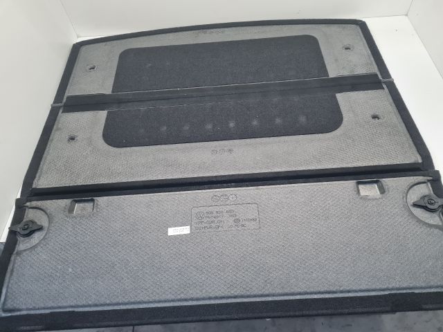 bontott VW GOLF VII Csomagtér Tálca