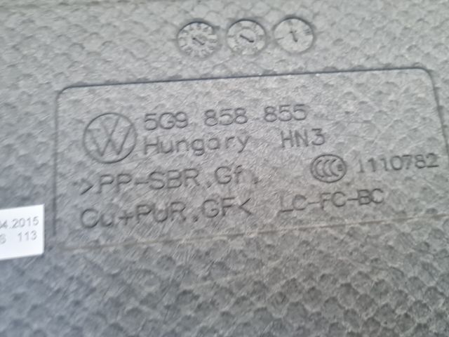 bontott VW GOLF VII Csomagtér Tálca