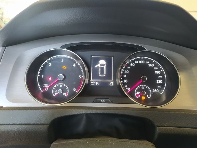 bontott VW GOLF VII Csomagtér Világítás