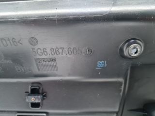 bontott VW GOLF VII Csomagtérajtó Burkolat Alsó