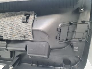 bontott VW GOLF VII Csomagtérajtó Burkolat Alsó