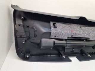 bontott VW GOLF VII Csomagtérajtó Burkolat Felső