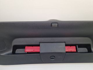 bontott VW GOLF VII Csomagtérajtó Burkolat Felső