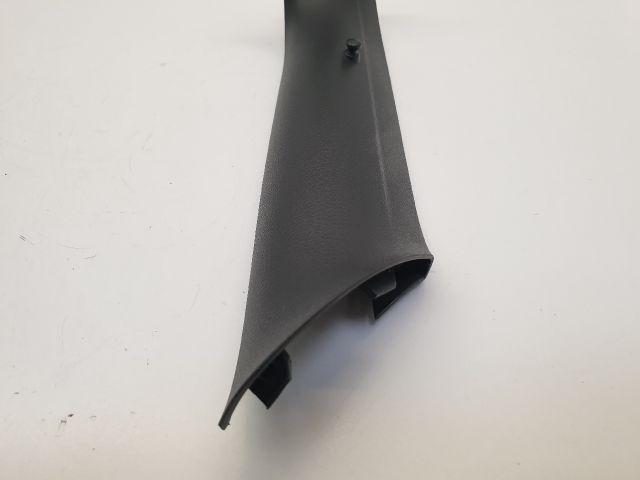 bontott VW GOLF VII Csomagtérajtó Kárpit