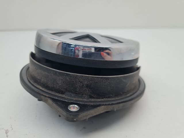 bontott VW GOLF VII Csomagtérajtó Kilincs