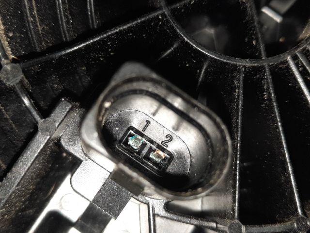 bontott VW GOLF VII Csomagtérajtó Kilincs