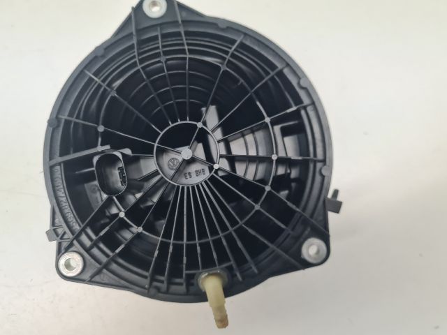 bontott VW GOLF VII Csomagtérajtó Kilincs