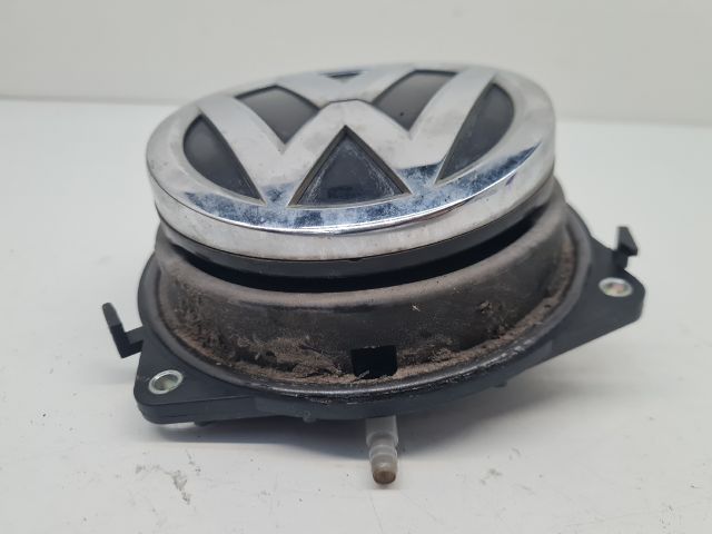 bontott VW GOLF VII Csomagtérajtó Kilincs