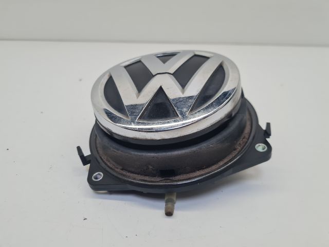 bontott VW GOLF VII Csomagtérajtó Kilincs