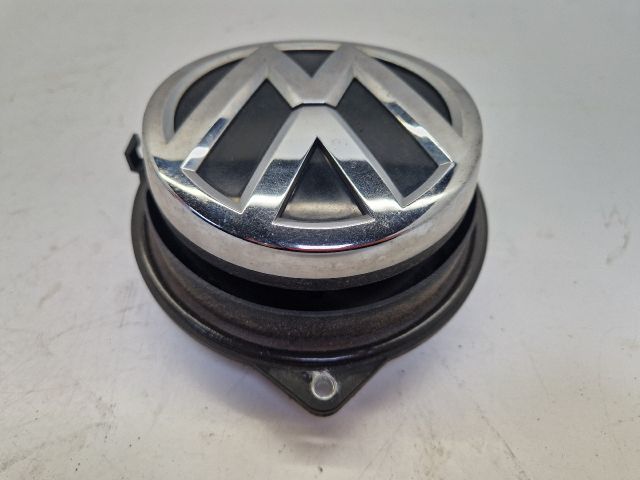 bontott VW GOLF VII Csomagtérajtó Kilincs