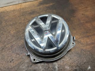 bontott VW GOLF VII Csomagtérajtó Kilincs