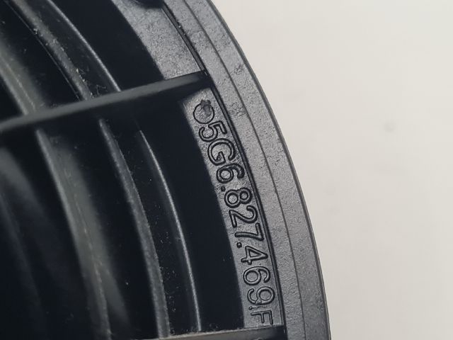 bontott VW GOLF VII Csomagtérajtó Kilincs