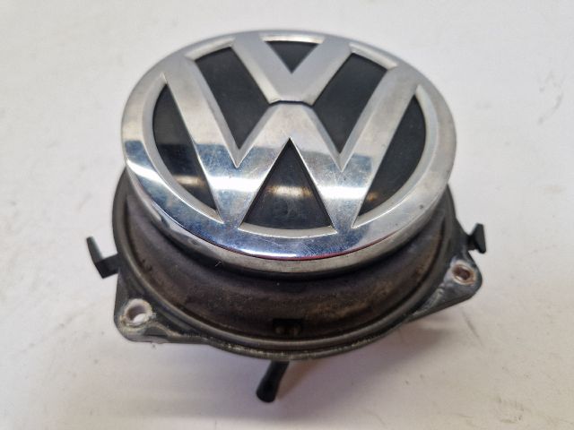 bontott VW GOLF VII Csomagtérajtó Kilincs