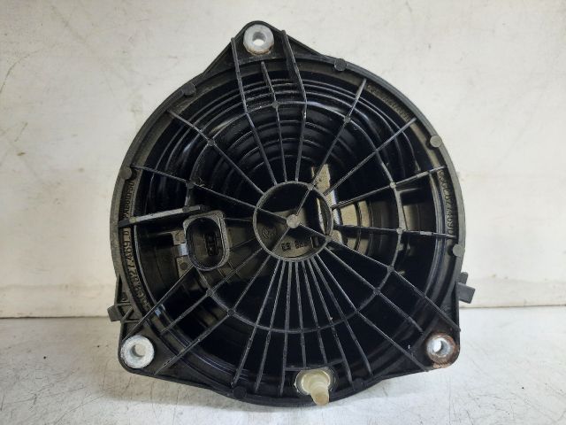 bontott VW GOLF VII Csomagtérajtó Kilincs