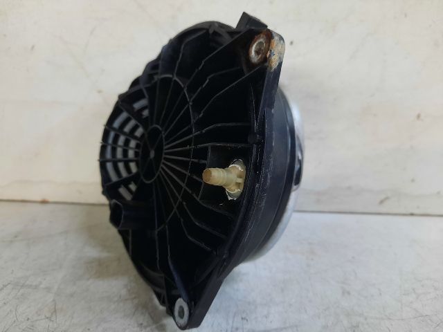 bontott VW GOLF VII Csomagtérajtó Kilincs