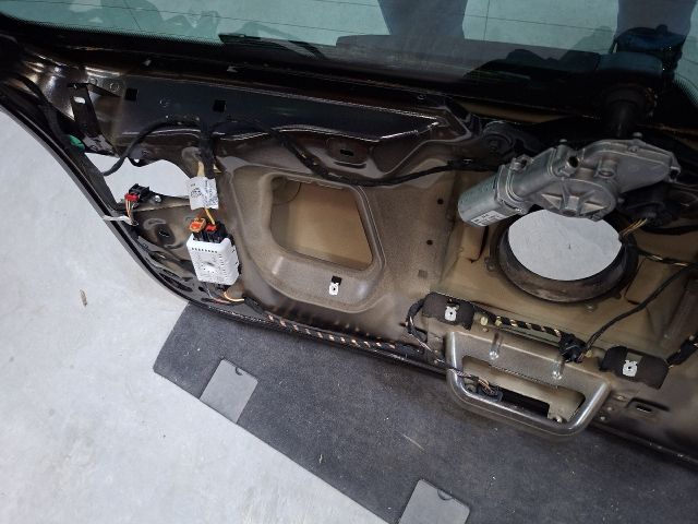 bontott VW GOLF VII Csomagtérajtó (Részeivel)