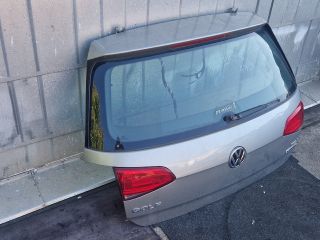 bontott VW GOLF VII Csomagtérajtó (Részeivel)
