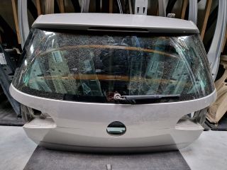 bontott VW GOLF VII Csomagtérajtó (Részeivel)