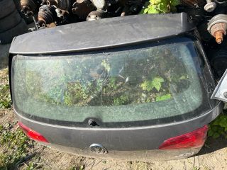 bontott VW GOLF VII Csomagtérajtó (Részeivel)