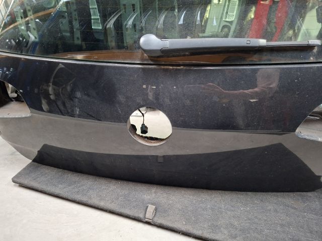 bontott VW GOLF VII Csomagtérajtó (Részeivel)