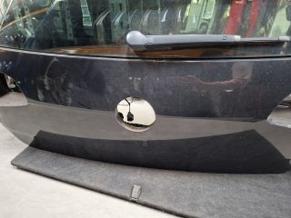 bontott VW GOLF VII Csomagtérajtó (Részeivel)