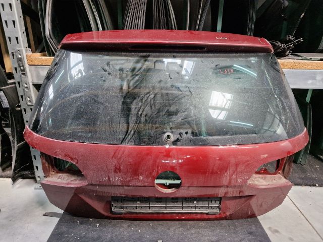 bontott VW GOLF VII Csomagtérajtó (Részeivel)