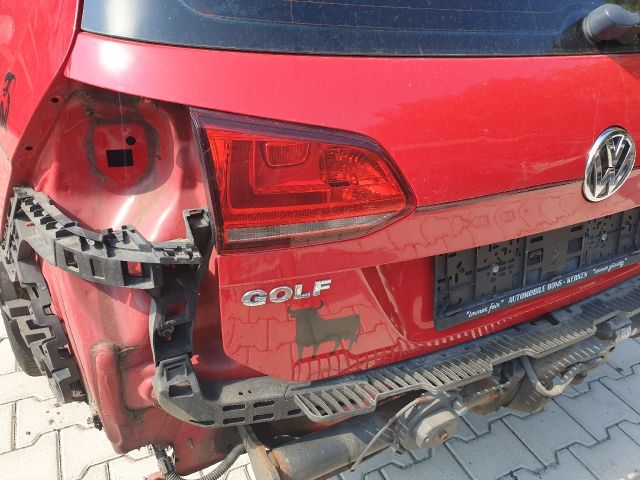 bontott VW GOLF VII Csomagtérajtó (Részeivel)