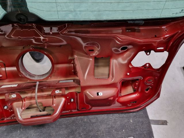 bontott VW GOLF VII Csomagtérajtó (Részeivel)