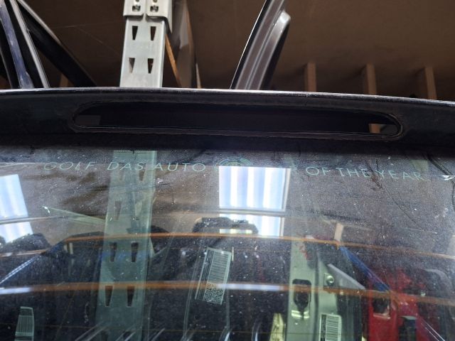 bontott VW GOLF VII Csomagtérajtó (Részeivel)