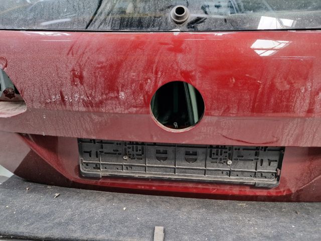 bontott VW GOLF VII Csomagtérajtó (Részeivel)