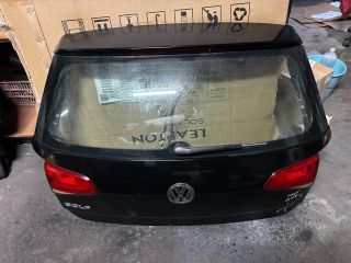 bontott VW GOLF VII Csomagtérajtó (Részeivel)