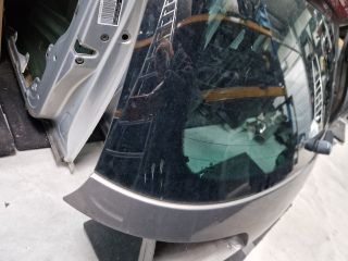 bontott VW GOLF VII Csomagtérajtó (Részeivel)