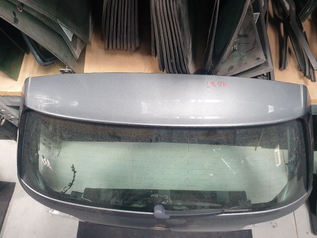 bontott VW GOLF VII Csomagtérajtó (Részeivel)