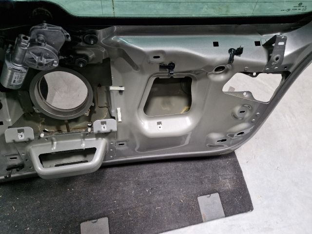 bontott VW GOLF VII Csomagtérajtó (Részeivel)