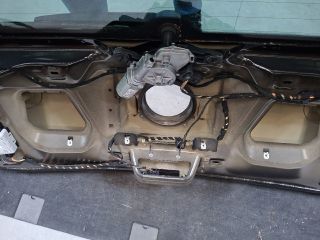 bontott VW GOLF VII Csomagtérajtó (Részeivel)