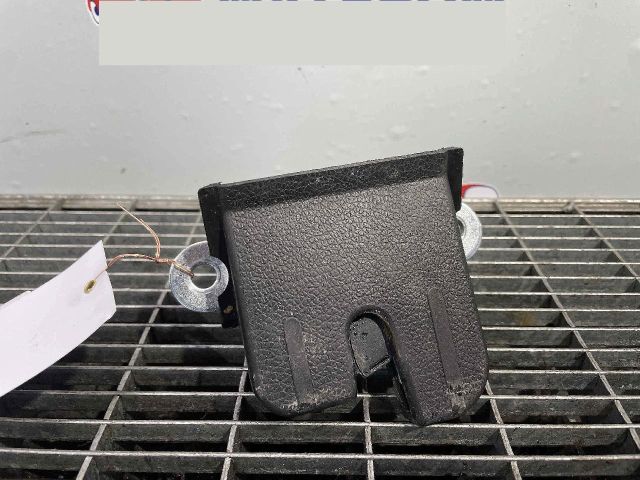 bontott VW GOLF VII Csomagtérajtó Ütköző