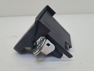 bontott VW GOLF VII Csomagtérajtó Zárszerkezet