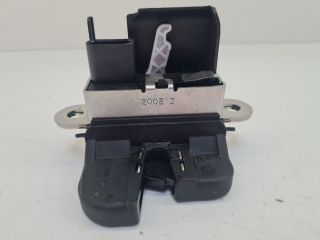 bontott VW GOLF VII Csomagtérajtó Zárszerkezet