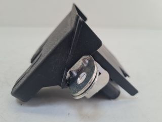 bontott VW GOLF VII Csomagtérajtó Zárszerkezet