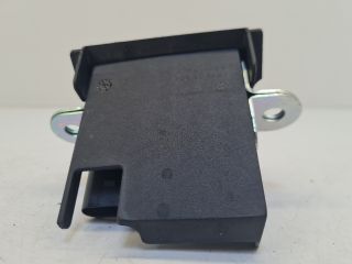 bontott VW GOLF VII Csomagtérajtó Zárszerkezet